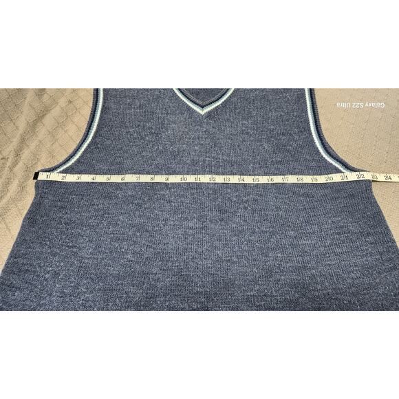 VTG 90s Xtreme  Gear Gray V Neck Seeveless Artificial Wool Sweater Vest Mens XL - Picture 4 of 7